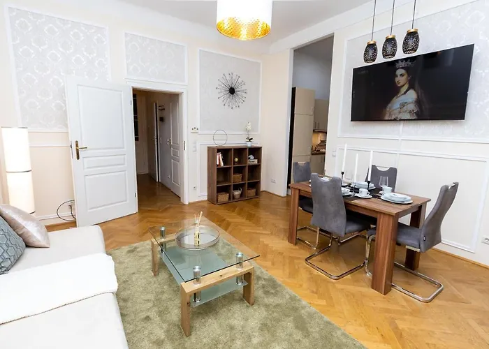 SISSI new luxurious apartment near Schönbrunn&Westbahnhof