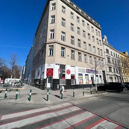 Apartmán Sissi Designed Apatment Near Main Train Station Vídeň Exteriér fotografie