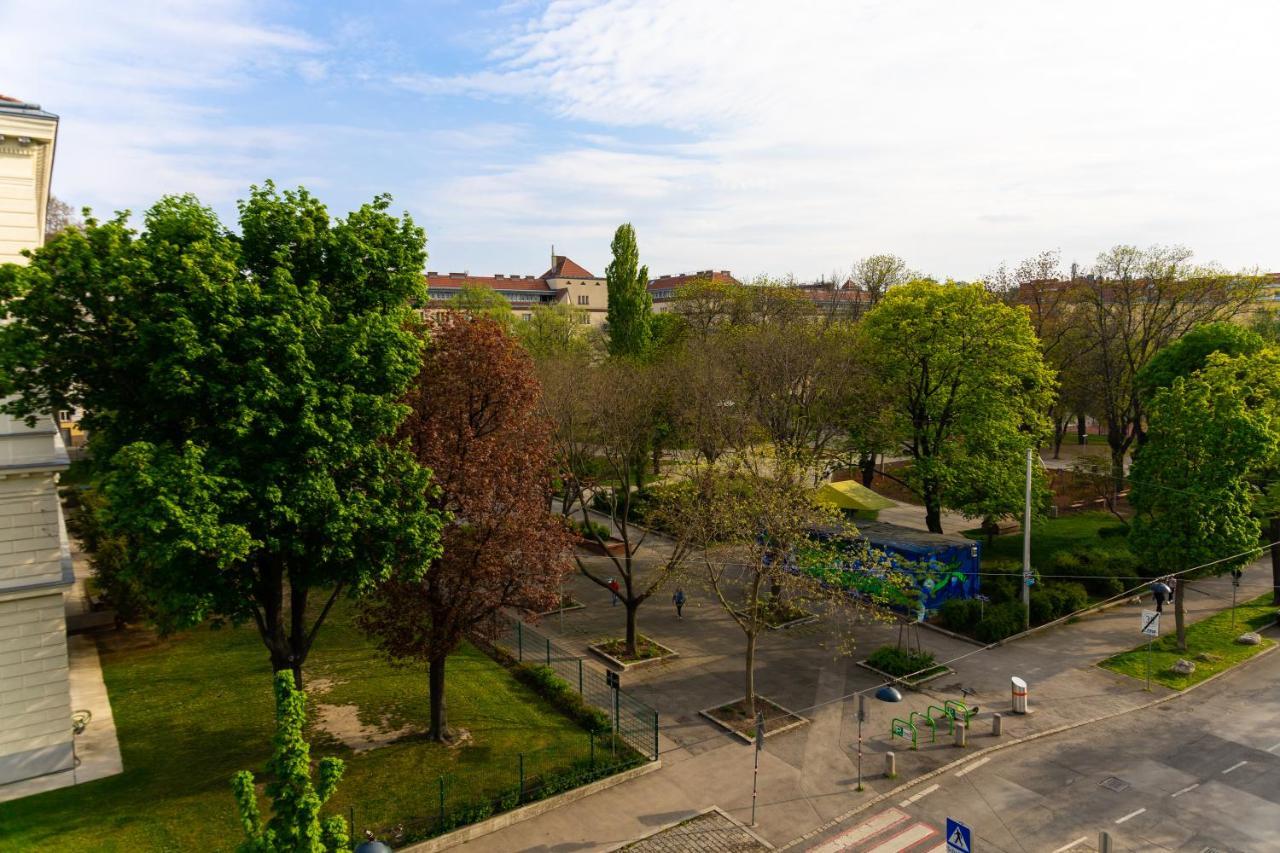 Appartement Sissi Designed Apatment Near Main Train Station *